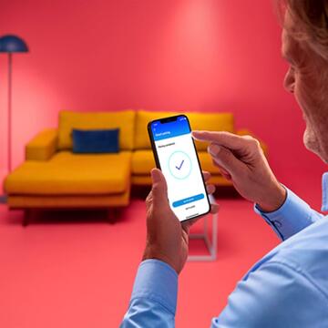 WiZ Lampada da Tavolo Portatile Hero Smart, WiFi, Controllo... - Marino fa Mercato