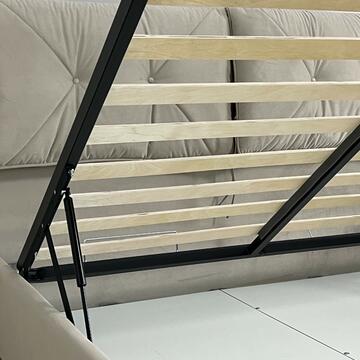 Letto matrimoniale Dalia beige con contenitore e testata - Marino fa Mercato