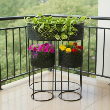 Set 3 Porta Vasi Skyl con Piedistallo in Metallo Nero - 56x26x70 cm + Coppia 23x23x51 cm